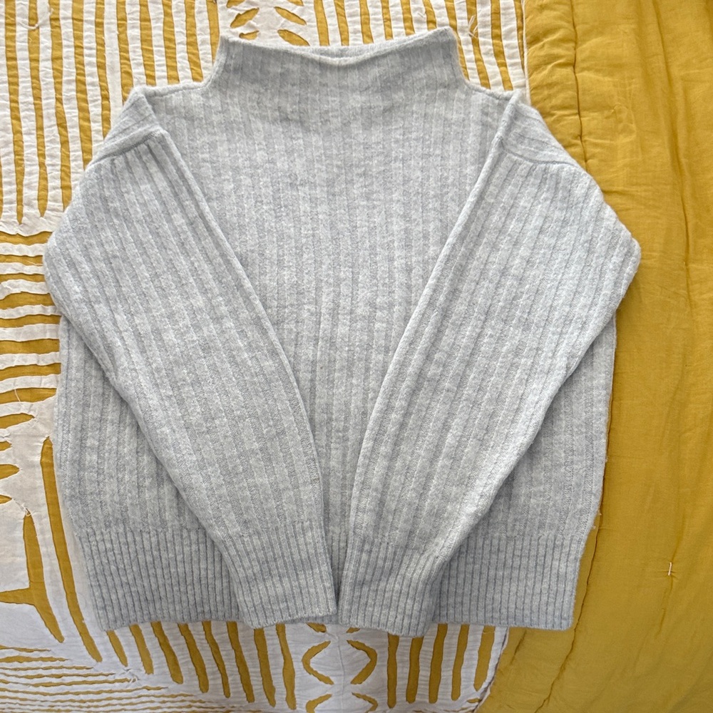 LOFT Light Gray Ribbed Turtleneck Sweater